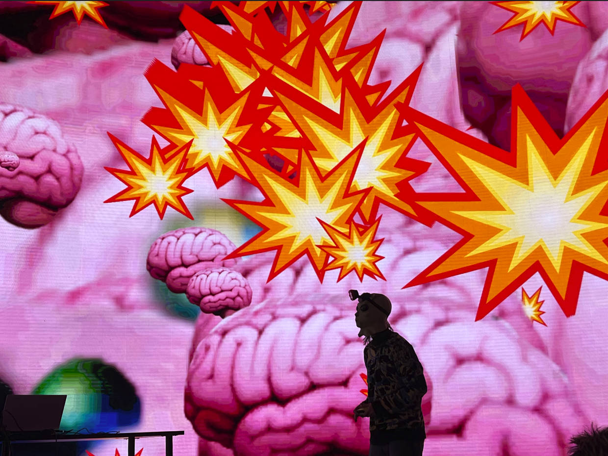 [Un]ßearable_of_0verLØad.exe — image 1 of 4